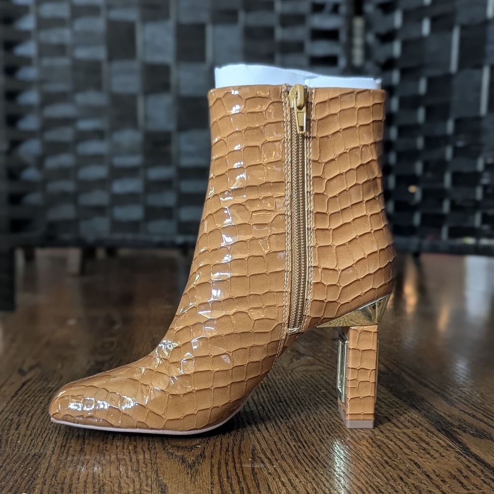 Katy Perry Collections NEW w/Box Ankle Boots Hollow Heel Sz 5 Shoes - Picture 6 of 8